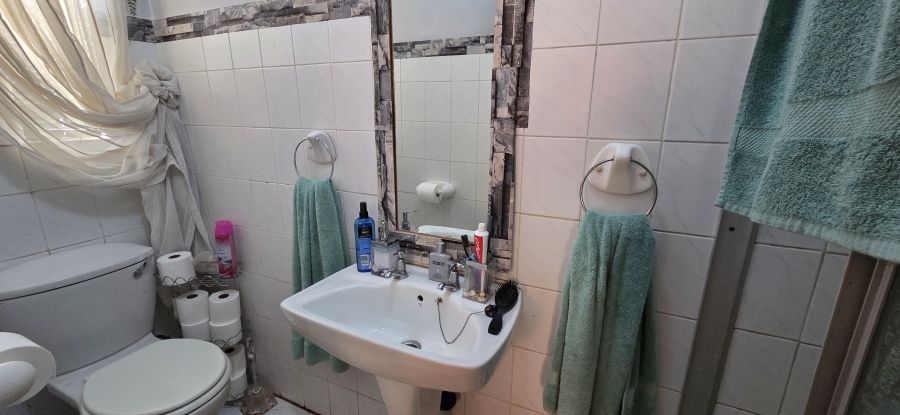 3 Bedroom Property for Sale in Beaconsfield Northern Cape